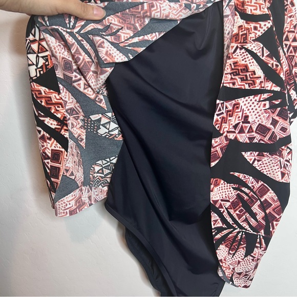 MAGICSUIT ‘Urban Safari’ Jill One-Piece Swimsuit. Size 10 - Picture 7 of 12